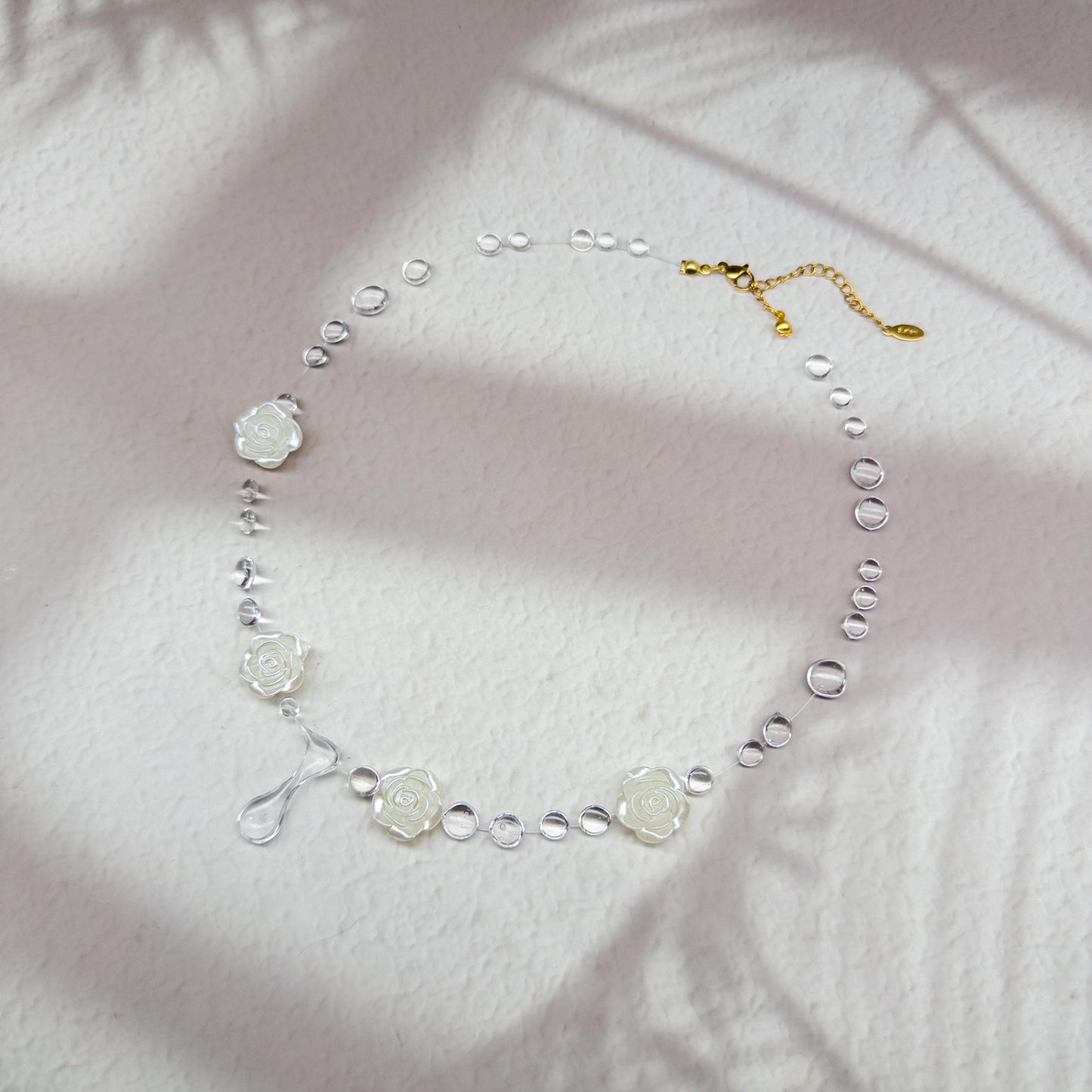 Colier White Roses 2- Drop