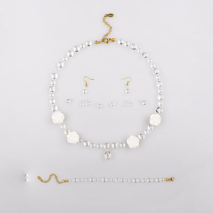 Colier White Roses & Cercei Infinity & Brățară Droplet