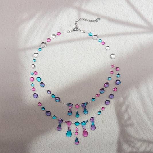 Colier Gradient Bubble Gum handmade din rășină roz și albastru, pandantiv în formă de picătură de ploaie, colecția Gradient – Drop