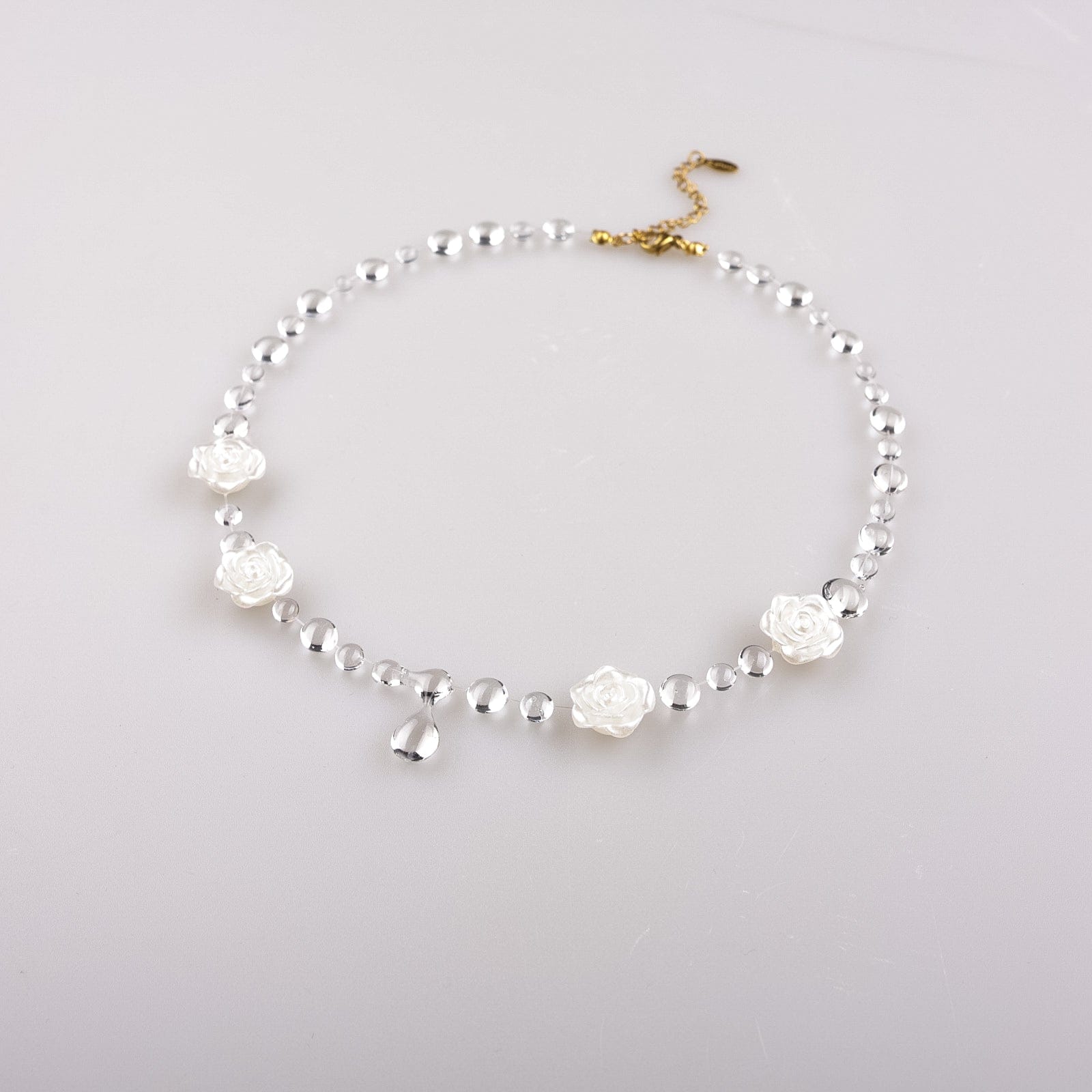 DROP Colier Colier White Roses